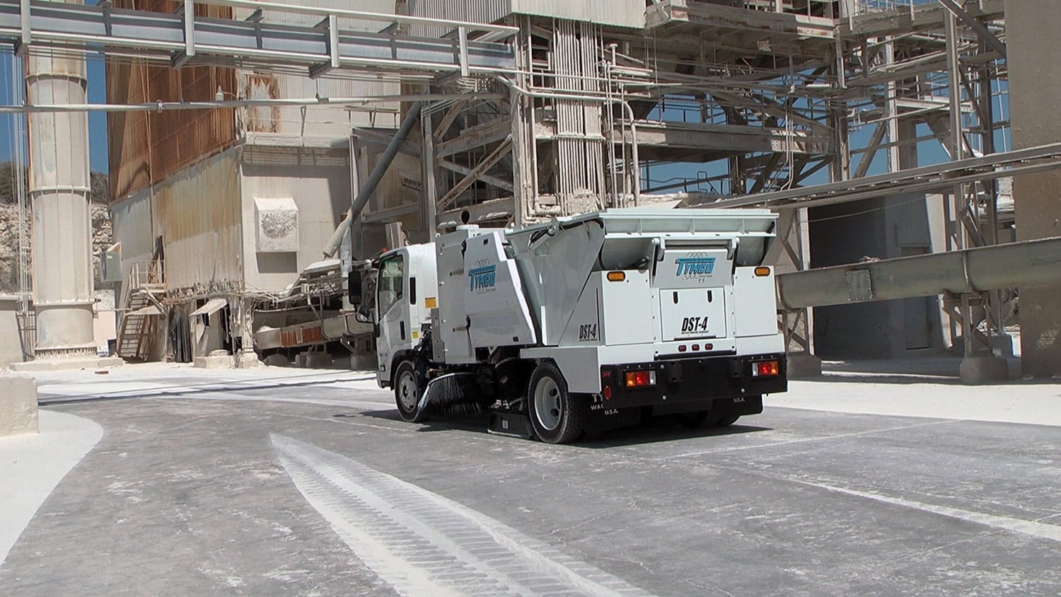 TYMCO Sweeper Operating Controls