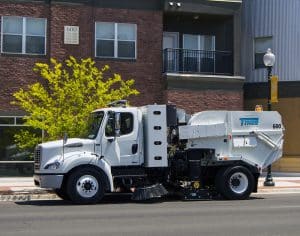 Model-600-cng-freightliner-glamstock-7-27-15-160-web - TYMCO Sweepers