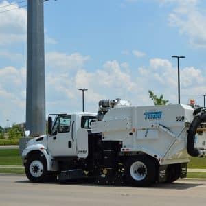 Model-600-int-comdex-t4f-stockglam-6-9-16-138 - TYMCO Sweepers