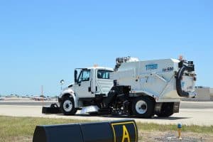 Model-hsp-intl-185-glam-5-25-17-99 - TYMCO Sweepers