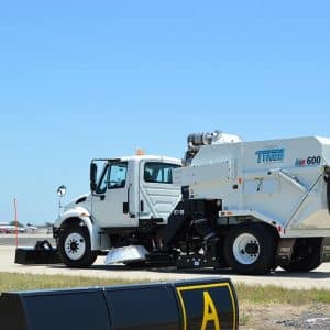 Model-hsp-intl-185-glam-5-25-17-99 - TYMCO Sweepers